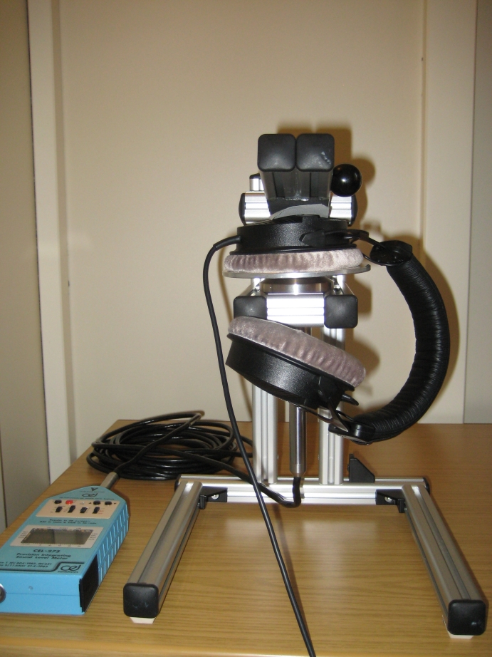Calibration of Headphones acoulab